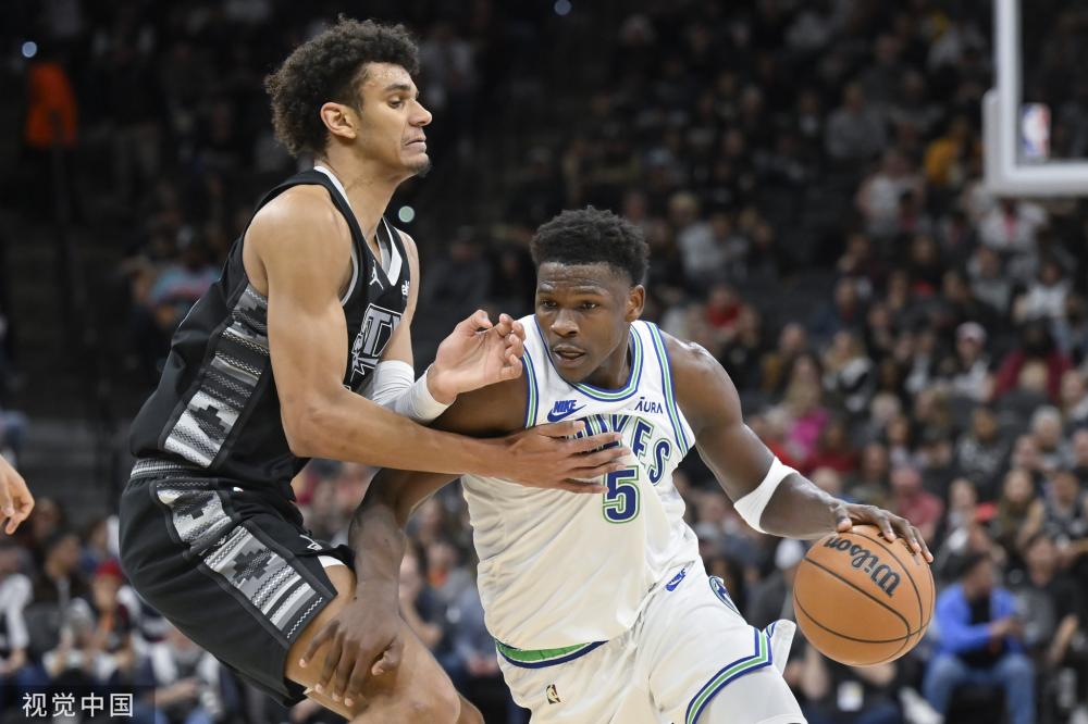 火花四射 火花四射