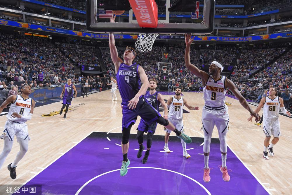 疑成为全场 疑成为全场