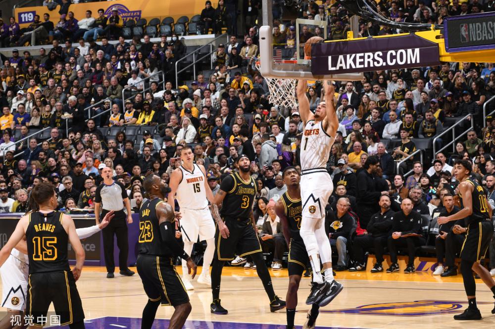 坚持高标准 坚持高标准