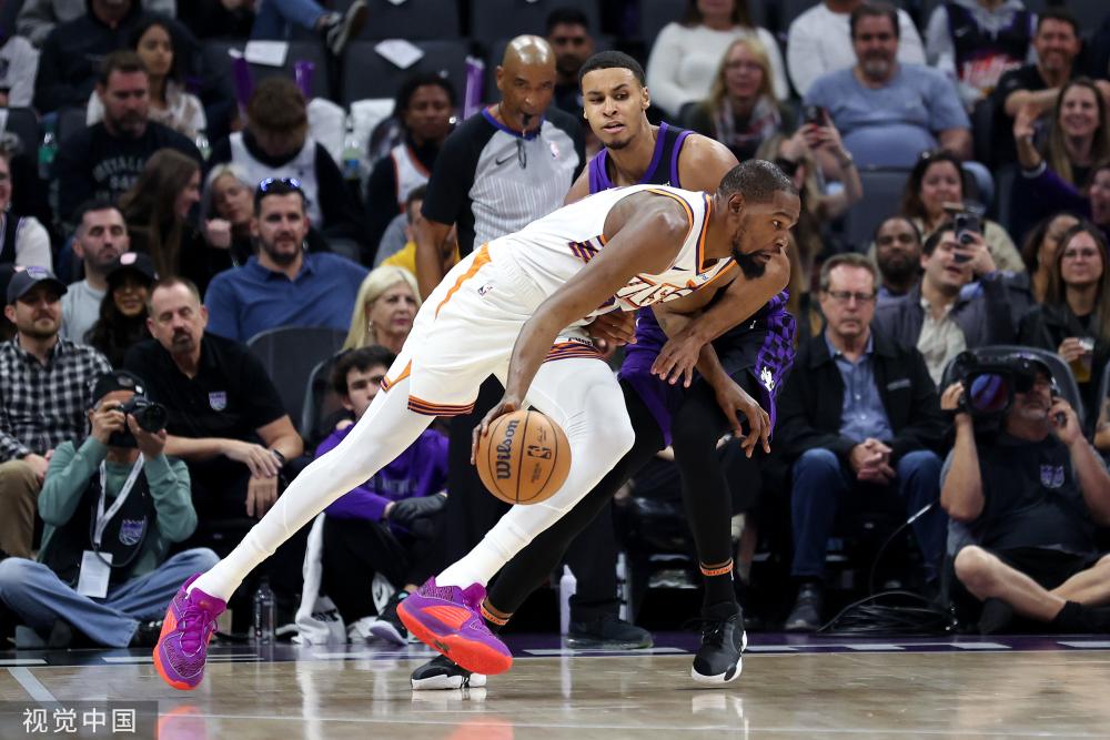 球员和降低 球员和降低